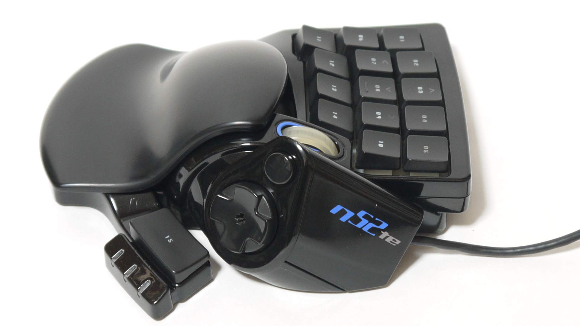 BELKIN MSP 12 & RAZER Nostromo セット